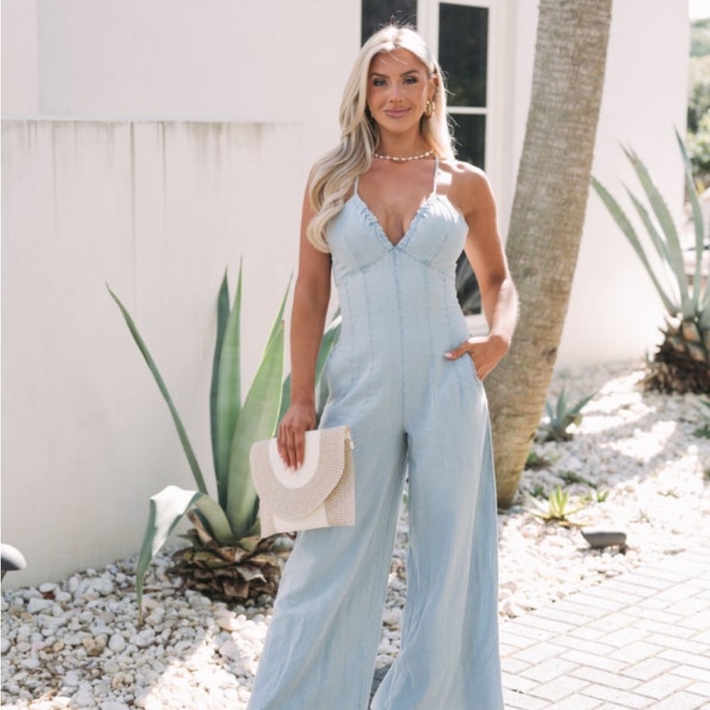 Light Blue Sleeveless Jumpsuit